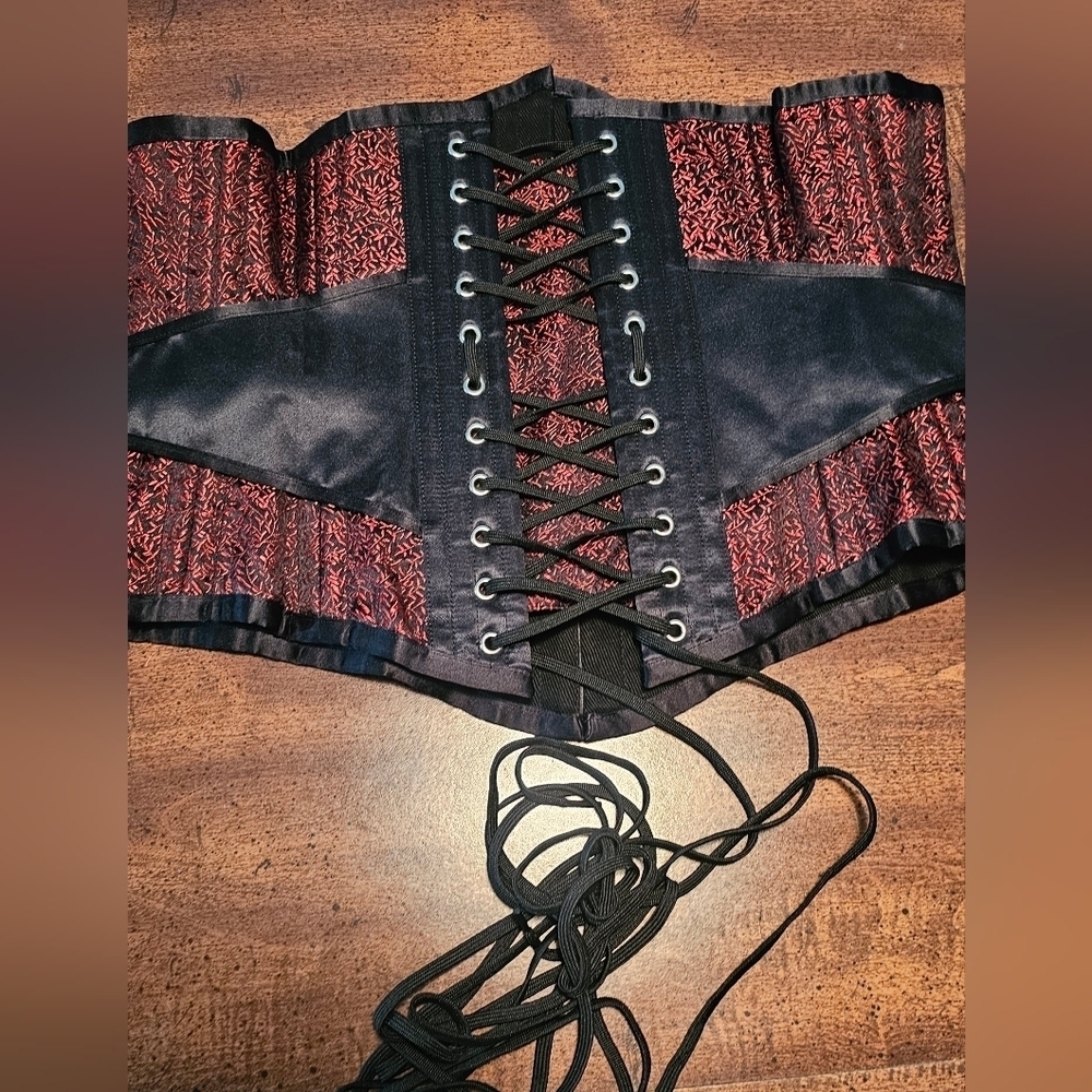 Play Girl White Label Red & Black Victorian Steel Boned Underbust Corset Sz 30" - Picture 2 of 11